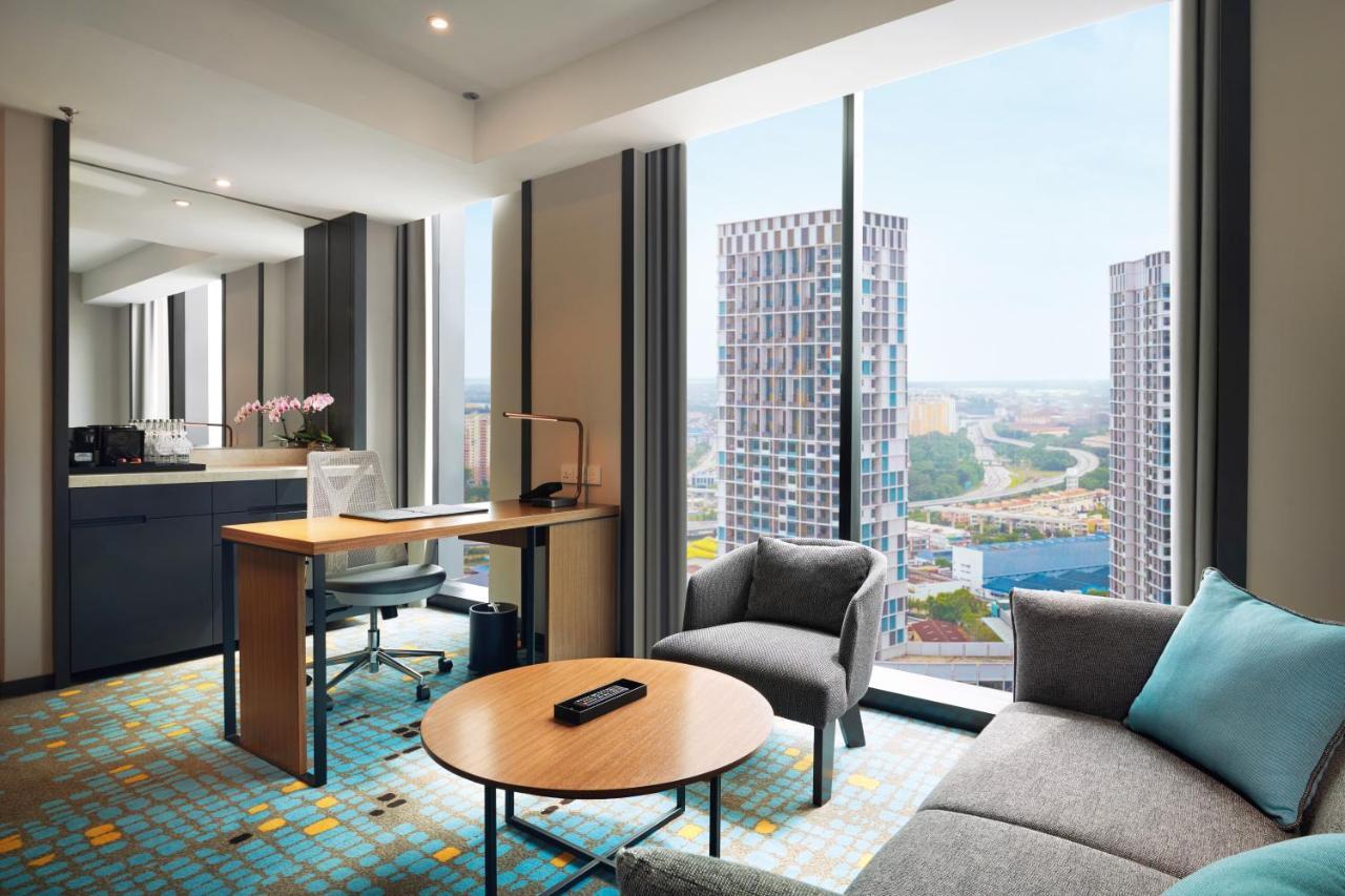 Doubletree By Hilton Shah Alam I-City Bagian luar foto