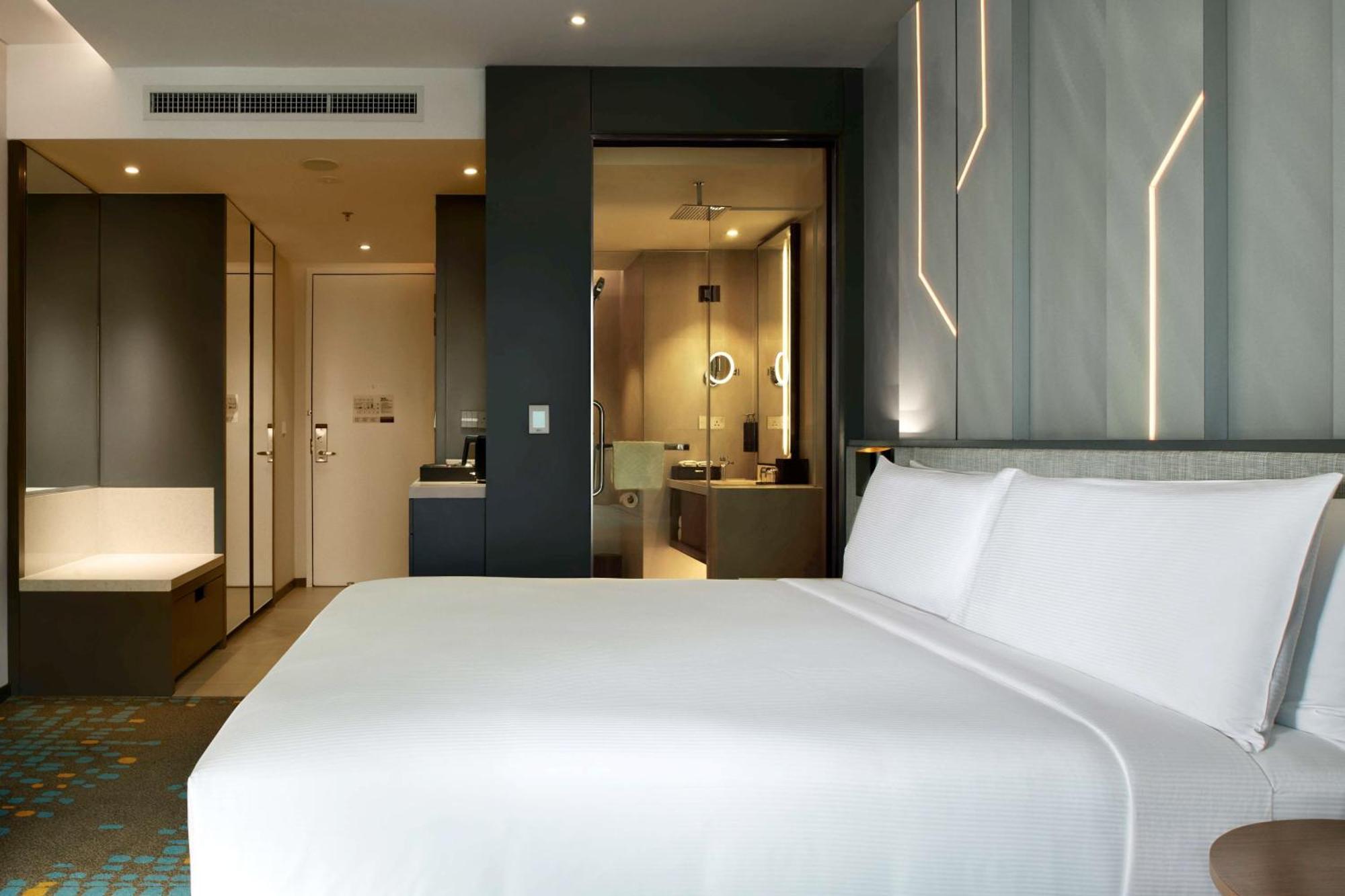 Doubletree By Hilton Shah Alam I-City Bagian luar foto Deluxe Room