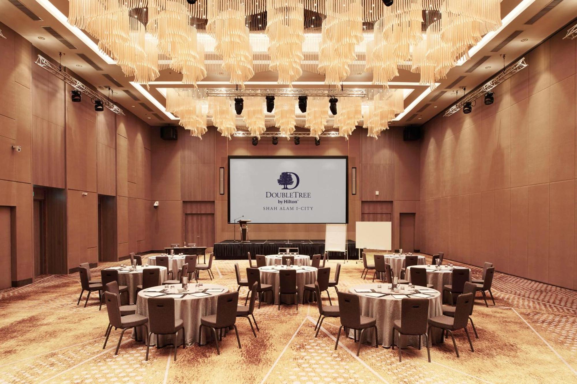 Doubletree By Hilton Shah Alam I-City Bagian luar foto The ballroom